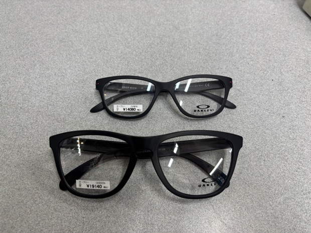オークリーOAKLEY、OY9019