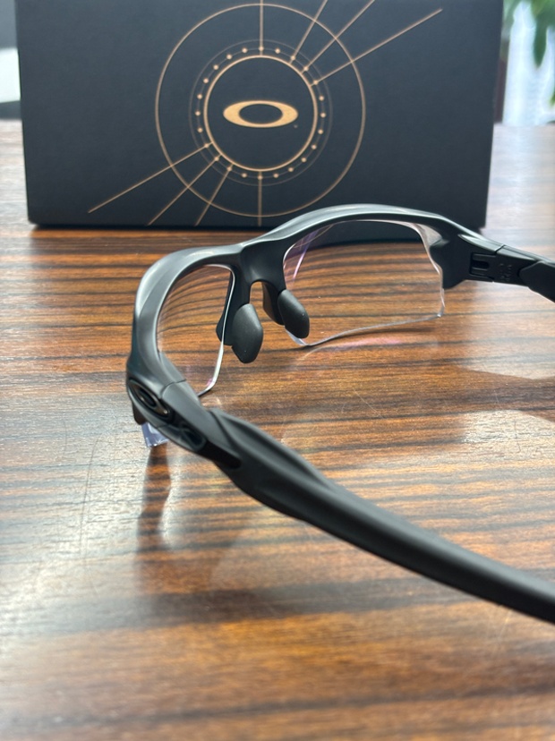 OAKLEYオークリー　FLAK2.0 度入り